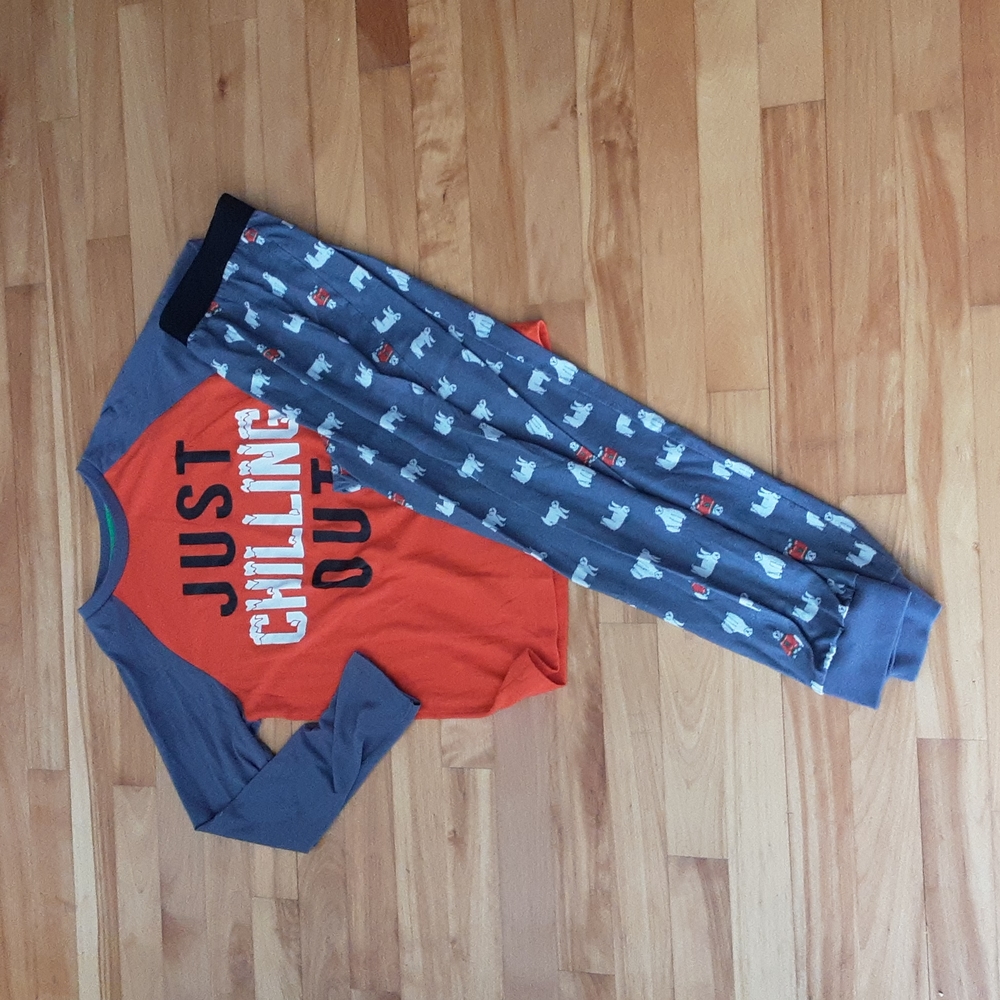 Old navy boy 10-12 pyjama - 3 FOR 20$